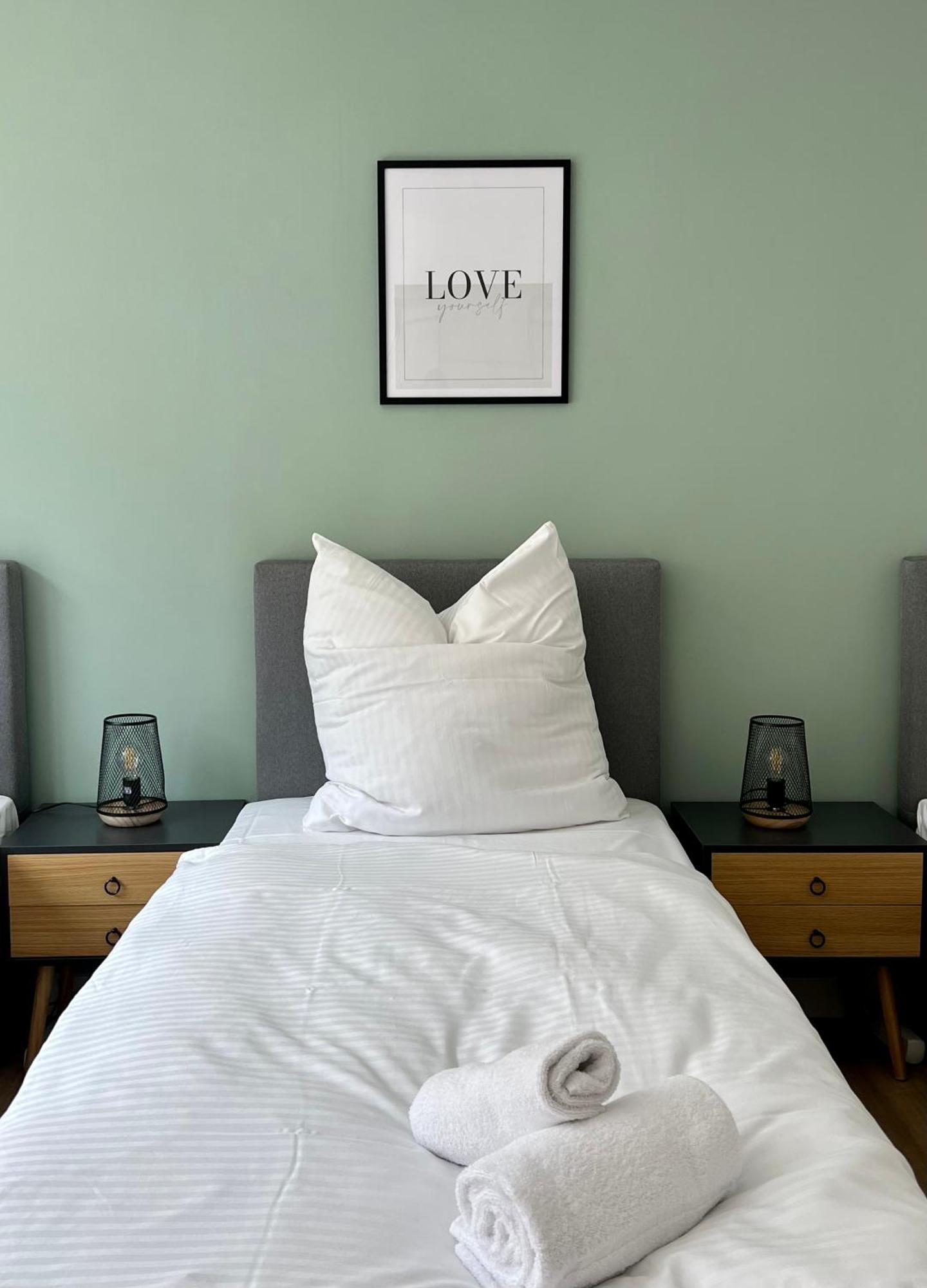Sali - Remscheid - Apartmenthaus Extérieur photo